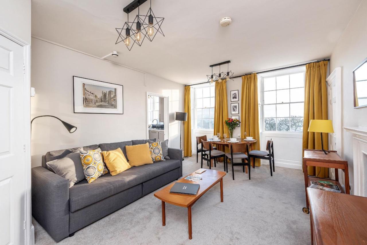 Abbey View Apartment Бат Екстериор снимка