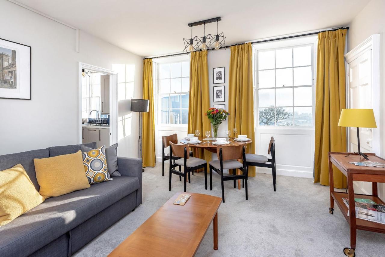 Abbey View Apartment Бат Екстериор снимка